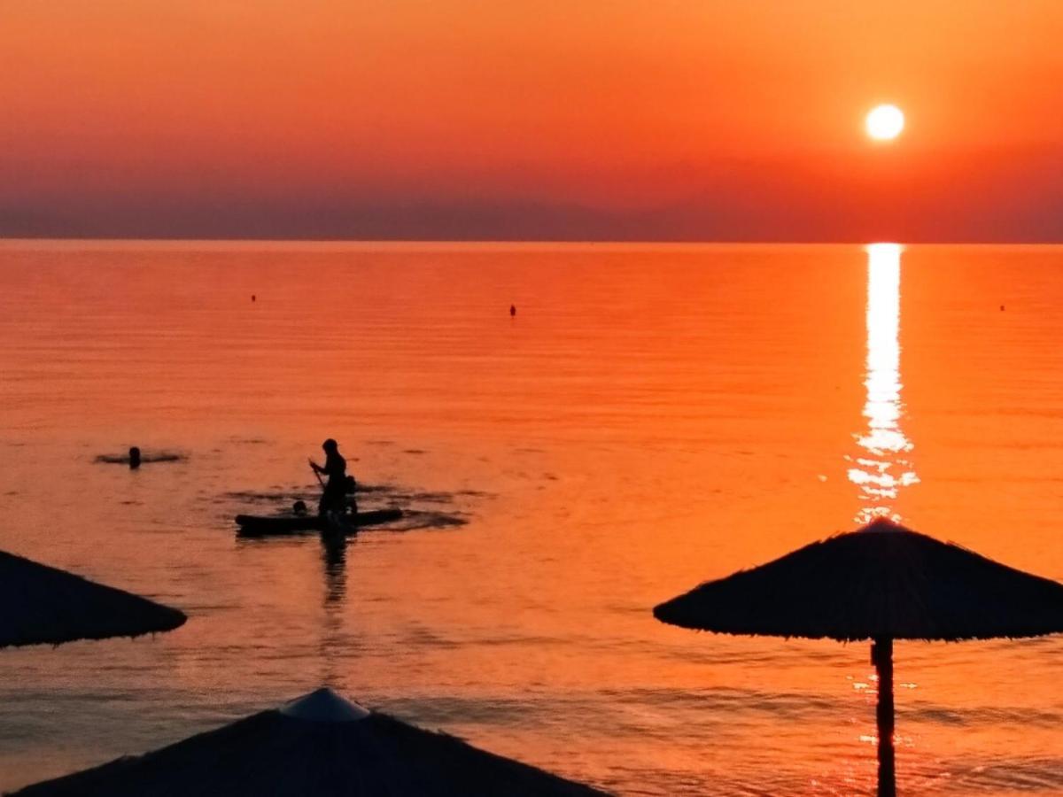 Halkidiki Greek Pride Seafront Hotel Skála Foúrkas 外观 照片